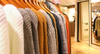 服を買いすぎてしまう人の心理って…