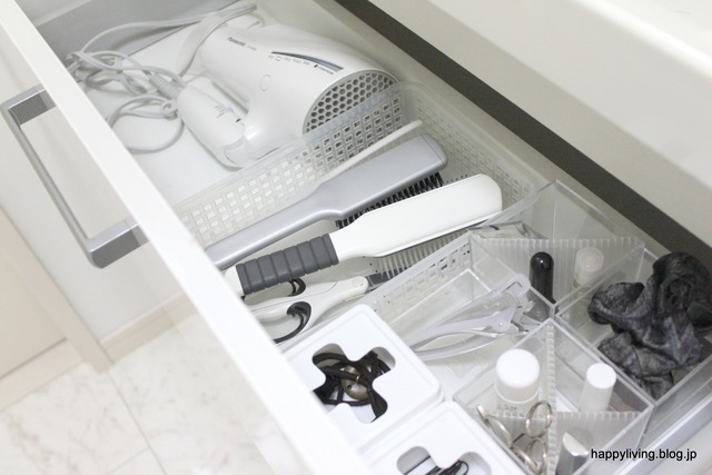 洗面台収納　無印良品　化粧品　ワックス　ホワイトインテリア (2)