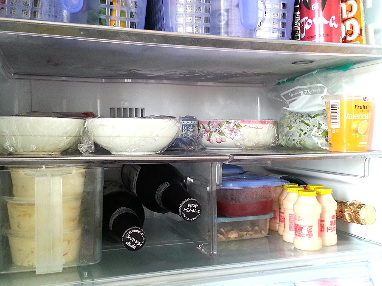 冷蔵庫の中 お皿